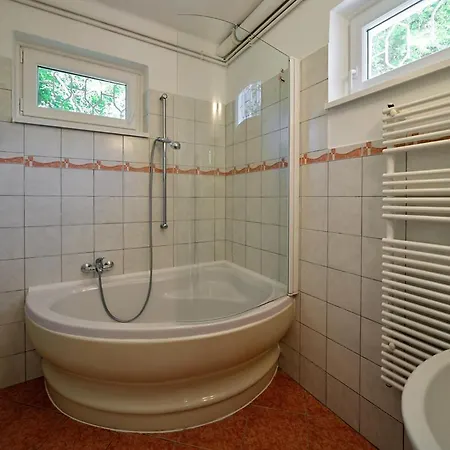 Foevenyes House Grande * Balatonudvari